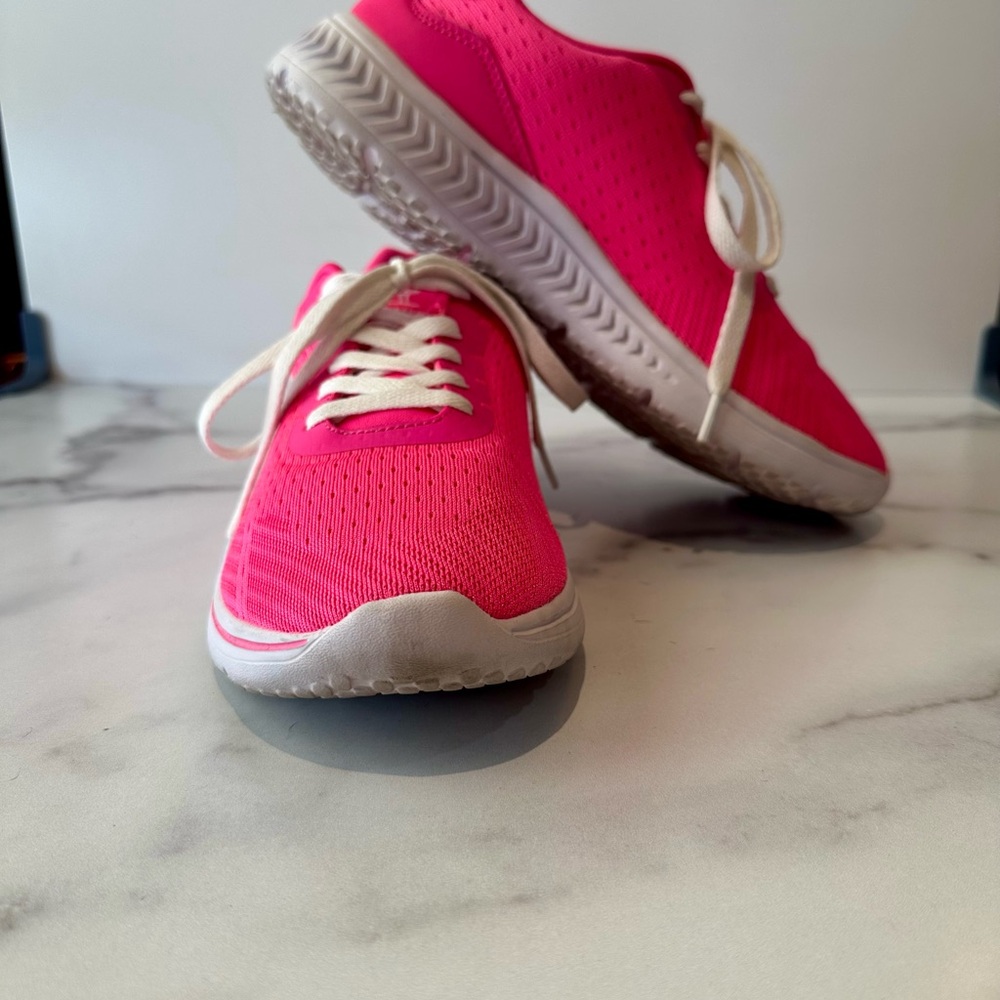 Camel Crown Hot Pink Sport Sneakers (8)